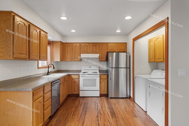 Building Photo - 6034 N Lombard St