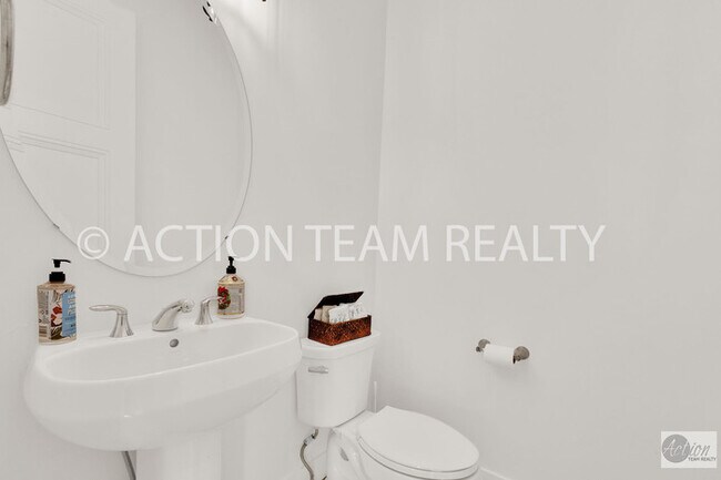 Building Photo - Fully furnished Home in Lehi, UT
