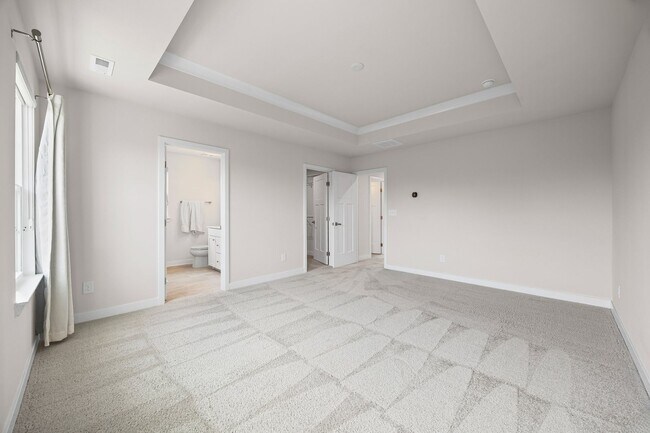 Building Photo - Like new 3-bed, 2.5 bath townhome in Cramerton Mills Parkway!