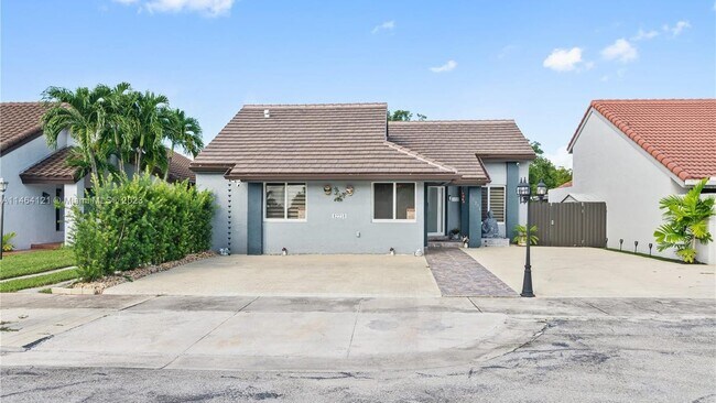 Building Photo - 6473 SW 128th Ct