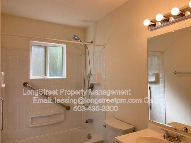 Building Photo - 11380 SW Greenburg Rd