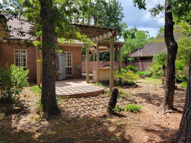Building Photo - 1848 Nursery Rd