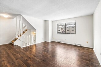 Building Photo - 364 Cameco Cir