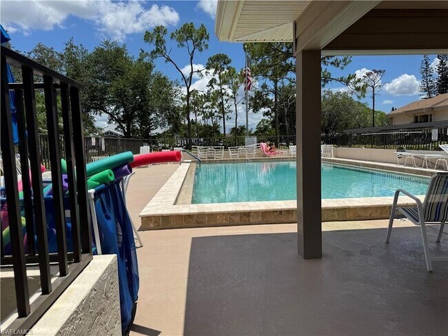 Building Photo - 5665 Trailwinds Dr