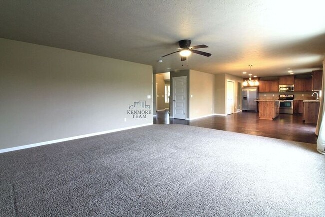 Building Photo - 4311 St Paul Ln