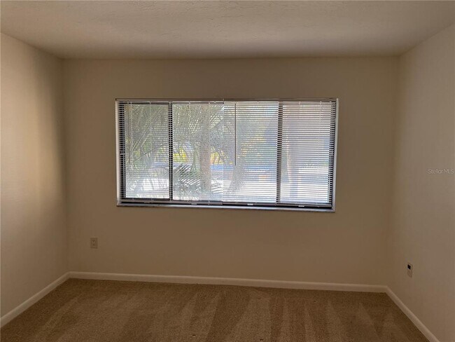 Building Photo - 5691 Ashton Lake Dr