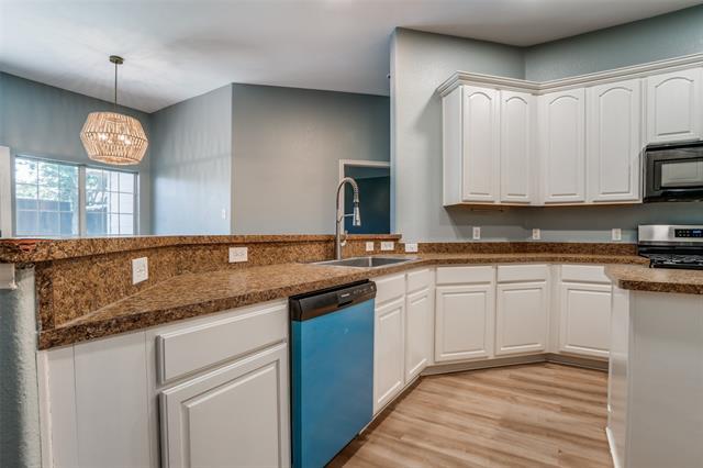 Building Photo - 3925 La Tierra Linda Trail