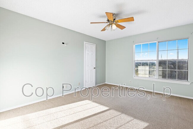 Building Photo - 18607 Redriver Trail