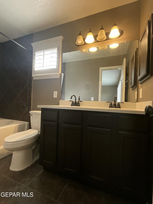 Building Photo - 12733 Rodolfo Anchondo Ct