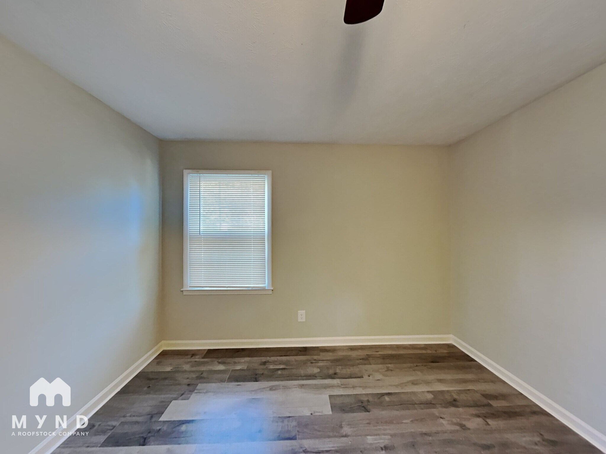 Building Photo - 6880 Vesta Brook Dr