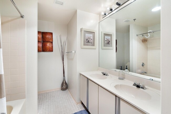 Building Photo - 3101 Boardwalk