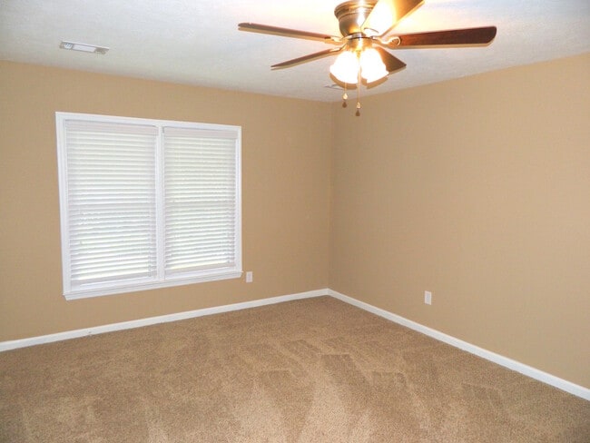 Building Photo - Home for Rent - 139 Spring Lakes Drive