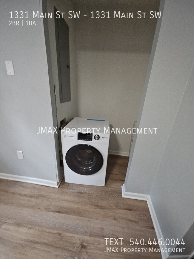 Building Photo - 1331 Main St SW