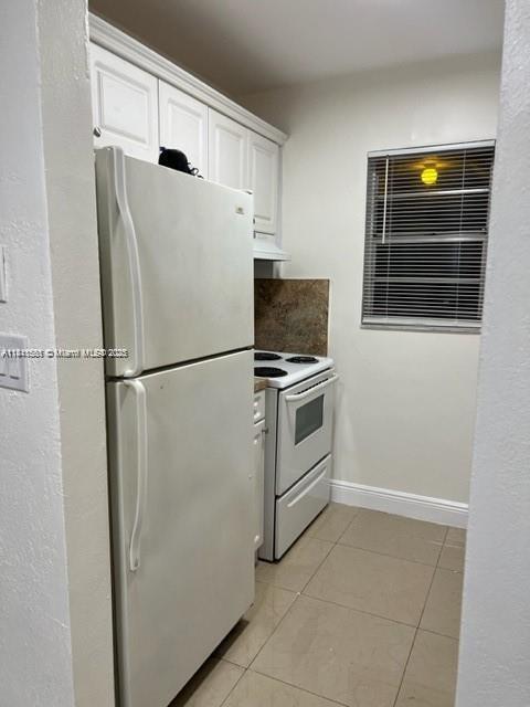 Building Photo - 4169 SW 67th Ave