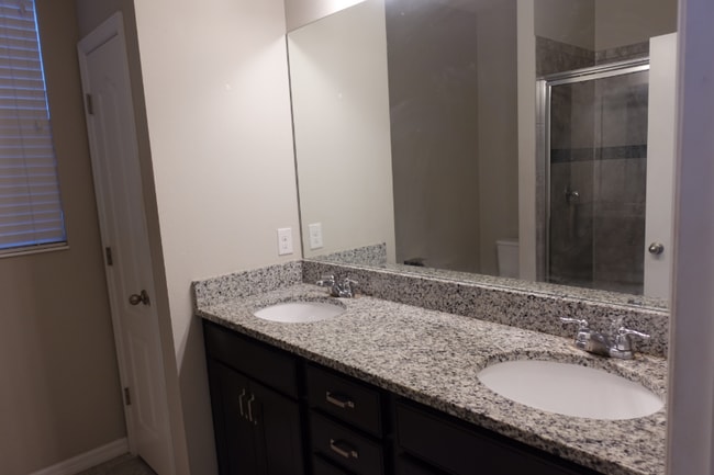 Building Photo - 954 Hilltop Park Ct