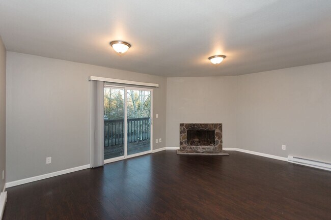 Building Photo - 12225 SW Longhorn Ln