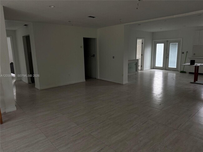 Building Photo - 15430 SW 194th Ave