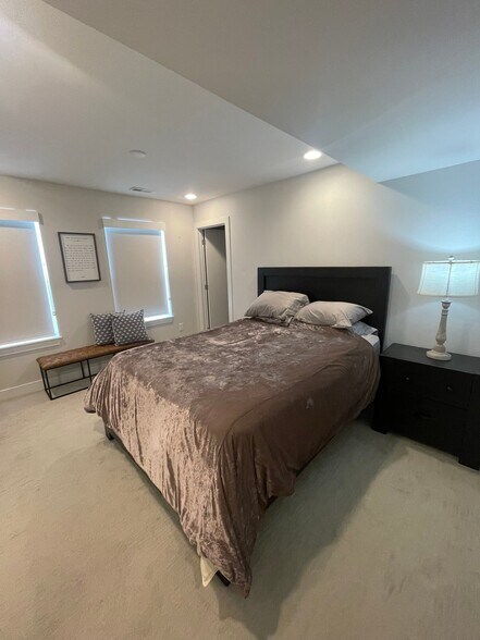 Building Photo - 1416 Knox Ct