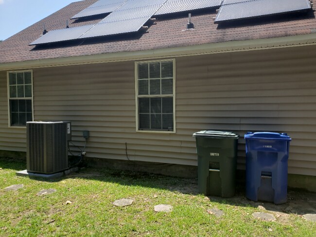 Building Photo - 239 Bradstone Rd