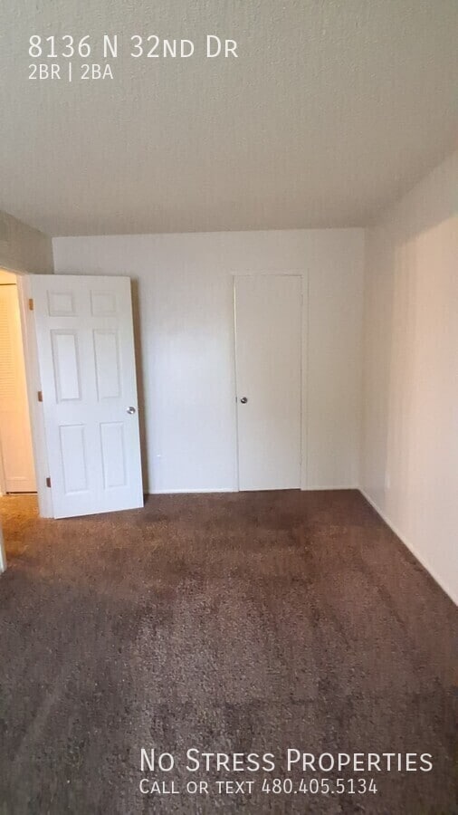 Building Photo - 8136 N 32nd Dr