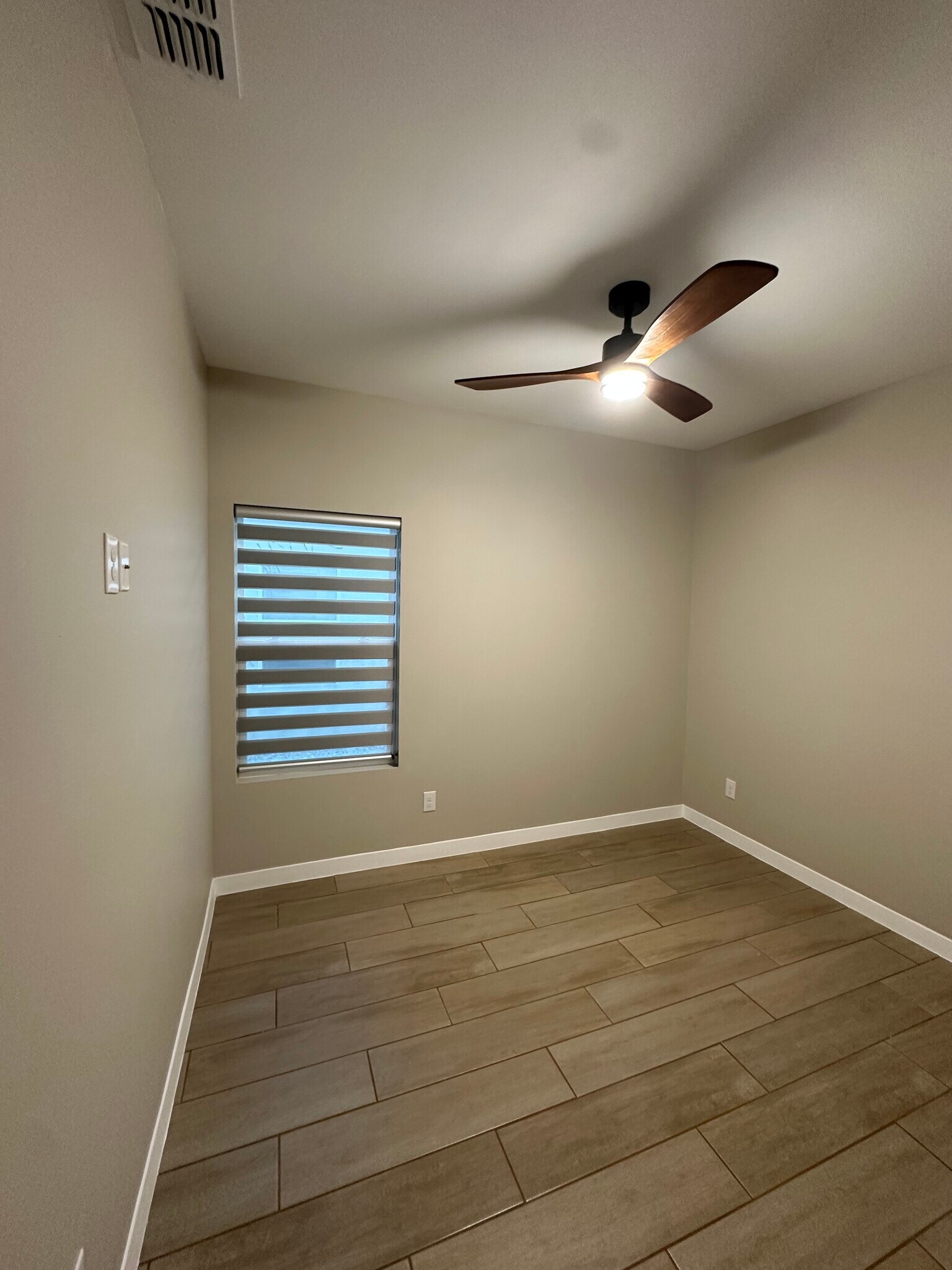 Building Photo - 3609 Arbe Dr