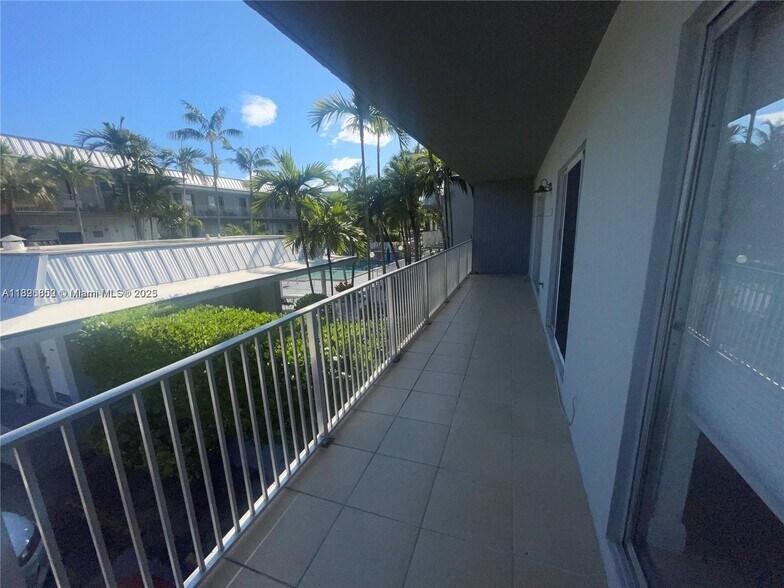 Building Photo - 7401 SW 82nd St