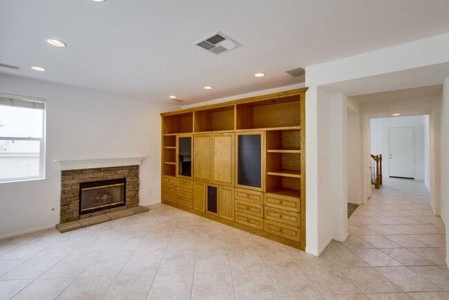 Building Photo - Westport @ Stonecrest