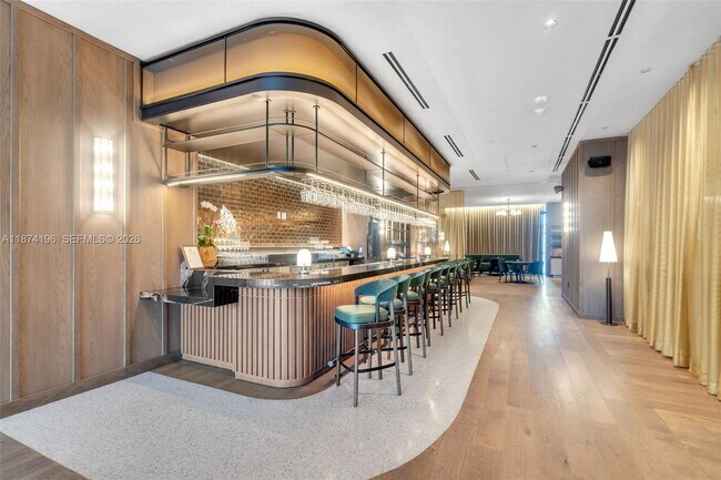 Building Photo - 159 NE 6th St