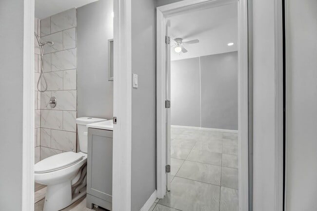 Building Photo - 4846 Doane Ave