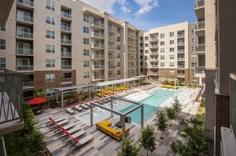 Dive into relaxation. - Pearl CityCentre (North)