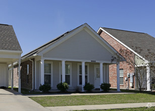 Building Photo - Sugar Hill Crossing