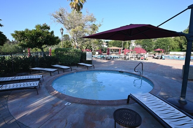 Building Photo - Immaculate 2 story 3 bedroom 2.5 bath house in Laguna Niguel