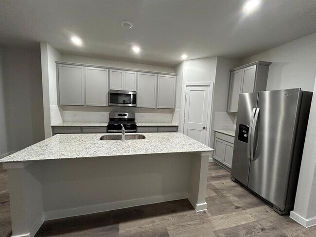 Building Photo - 7850 Alset Dr
