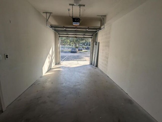 Building Photo - 11030 Legacy Dr