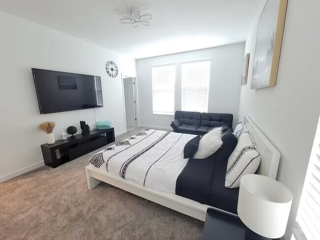 Building Photo - 1151 Kingsbarn St