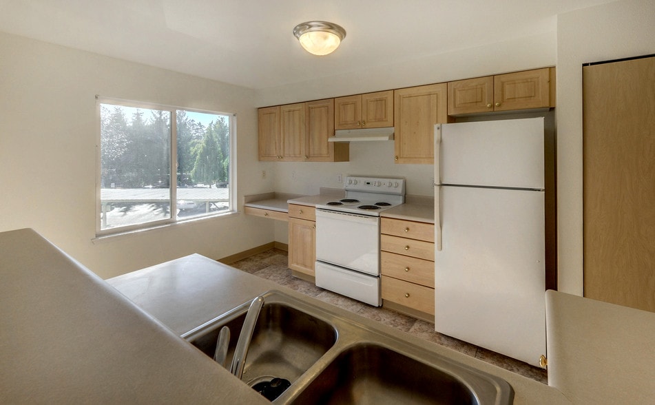 Building Photo - The Wilson Apartment - East Kent Hill