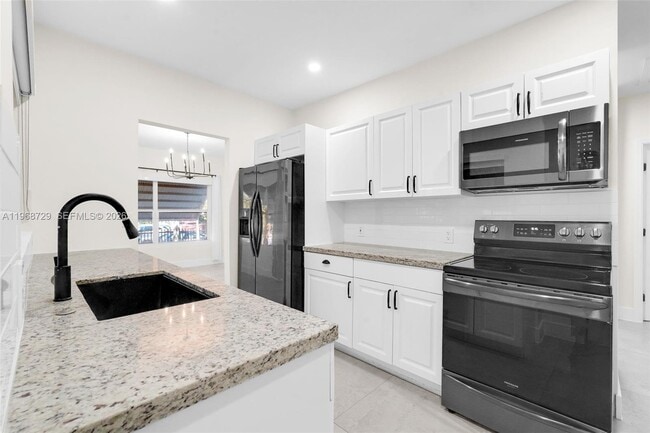 Building Photo - 52 NW 47th St