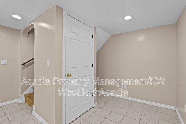Building Photo - 137 E 600 N