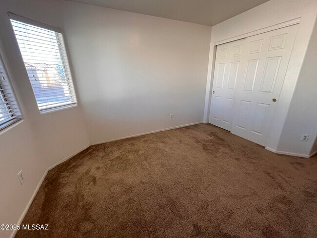 Building Photo - 13268 E Mesquite Flat Spring Dr