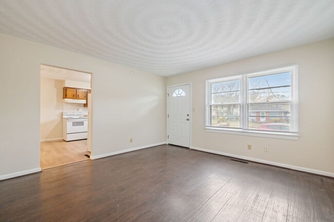 Building Photo - 721 Mayfield Ave