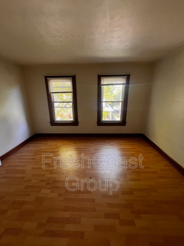 Building Photo - 4103 E 76th St