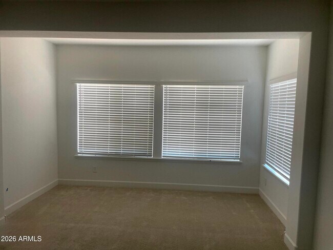 Building Photo - 9931 E Tesla Ave