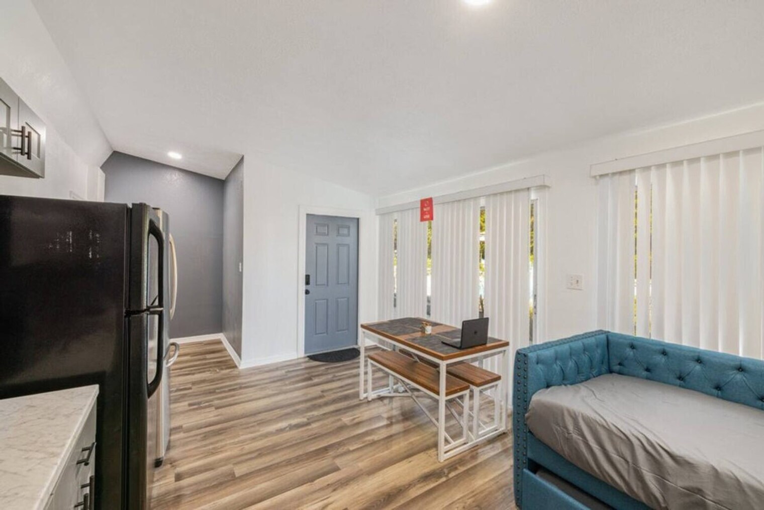 Building Photo - 2301 Carlton Dr