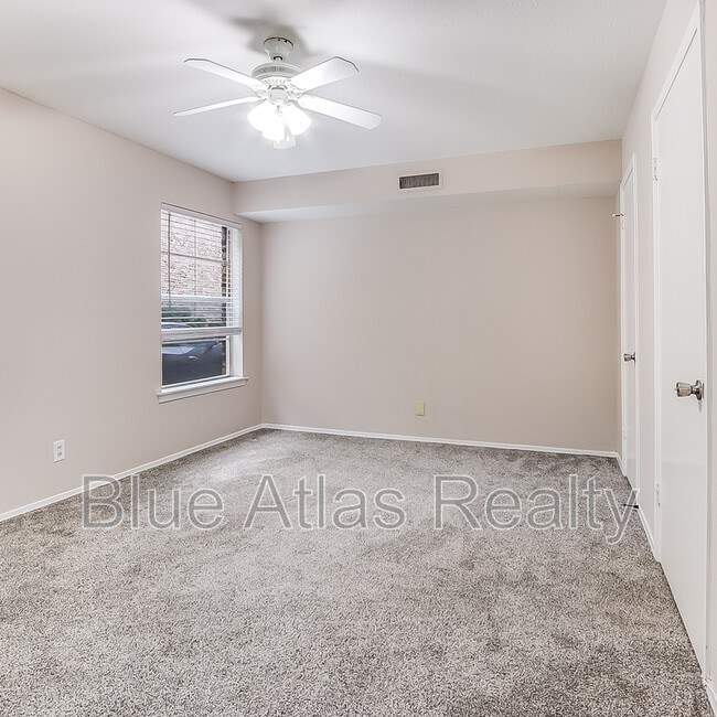 Building Photo - 3903 Hawthorne Ave