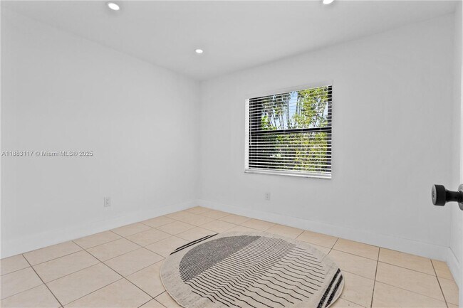 Building Photo - 6530 W 27th Ave