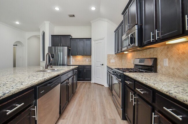 Building Photo - 14806 Raleigh's Meadow Ct