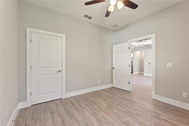 Building Photo - 337 Hibiscus Dr