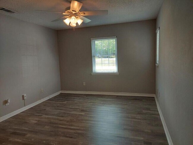 Building Photo - 264 Costado St