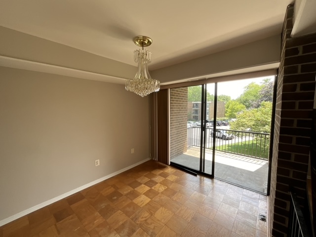 Dining room and balcony - 2101 Walsh View Ter