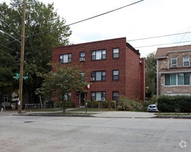 Building Photo - 1649 FRANKLIN ST NE